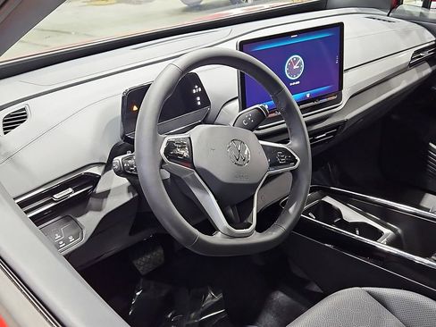 Used 2025 Volkswagen ID.4 Pro S image 10
