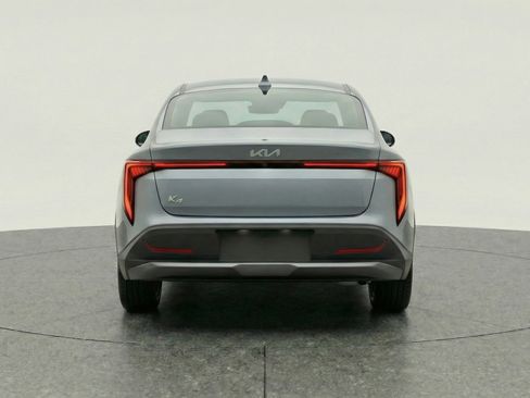 Used 2025 Kia K4 LXS image 7
