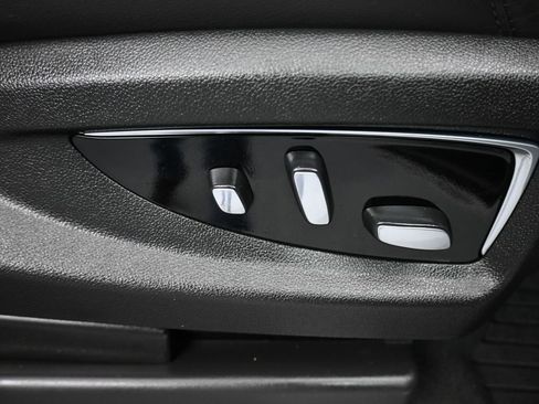 Used 2020 Cadillac Escalade Premium Luxury image 56