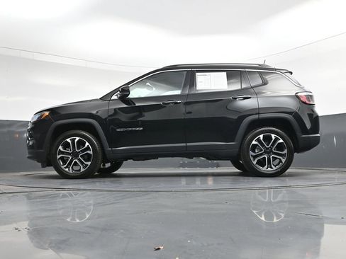 Used 2022 Jeep Compass Limited w/ Sun and Sound Group AWD/4WD image 43