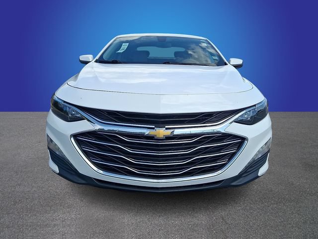 Used 2021 Chevrolet Malibu LT FWD image 2