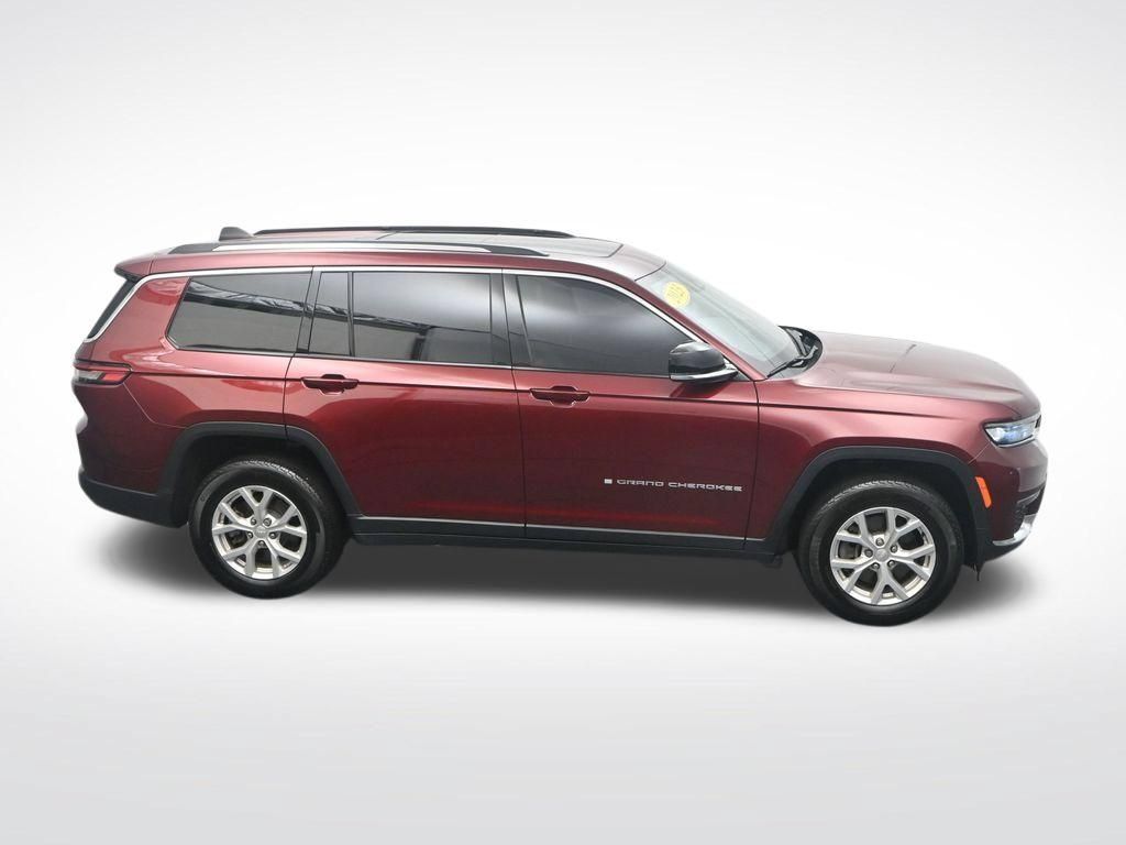 Used 2023 Jeep Grand Cherokee L Limited RWD image 34