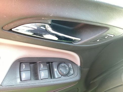 Used 2022 Chevrolet Equinox LT image 17