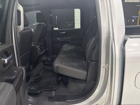 Used 2022 Chevrolet Silverado 3500 LTZ w/ LTZ Convenience Package image 20