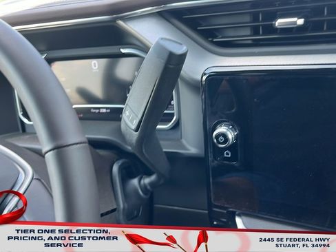 New 2025 GMC Sierra 2500 Denali w/ Denali Reserve Package image 9