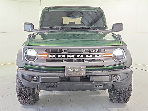 Used 2022 Ford Bronco Big Bend w/ Sasquatch Package image 2