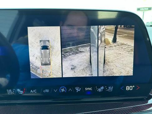 New 2026 Chevrolet Traverse RS w/ LPO, Floor Liner Package image 40