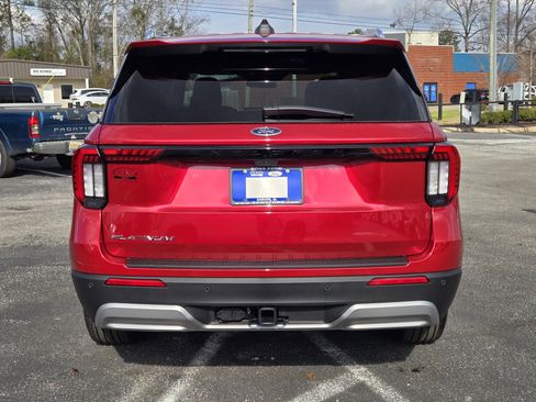 New 2026 Ford Explorer Platinum image 8