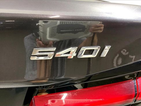 Used 2022 BMW 540i 540i w/ Premium Package image 7