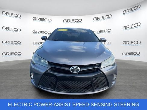 Used 2016 Toyota Camry SE FWD image 2