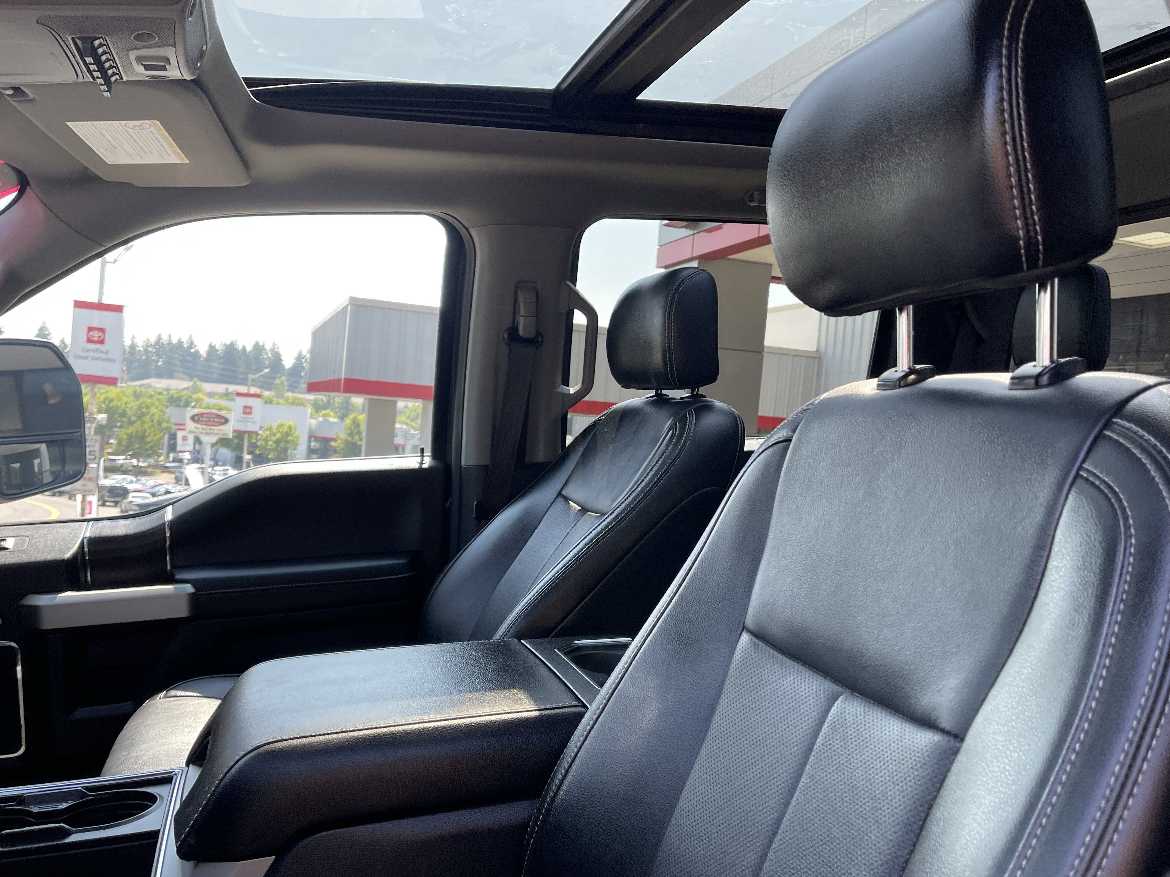 Used 2021 Ford F350 Lariat w/ Lariat Ultimate Package AWD/4WD image 18