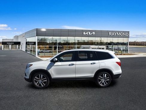 Used 2018 Honda Pilot Elite image 6