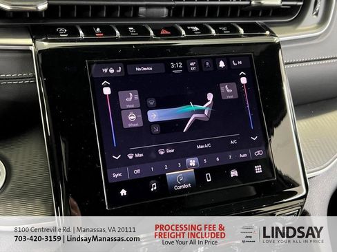 New 2025 Jeep Grand Cherokee Altitude AWD/4WD image 38