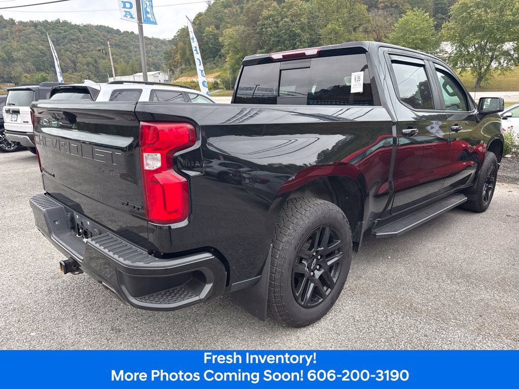 Used 2023 Chevrolet Silverado 1500 RST AWD/4WD image 6