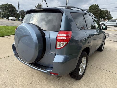 Used 2009 Toyota RAV4 4WD V6 w/ Tow Prep Pkg image 5