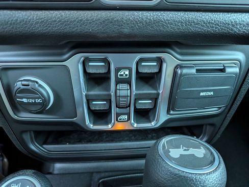 New 2026 Jeep Wrangler Sport S image 25