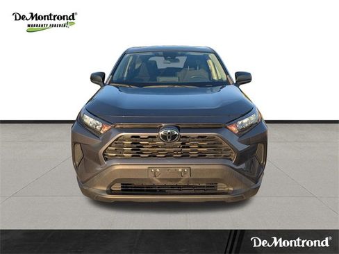 Used 2022 Toyota RAV4 LE image 2