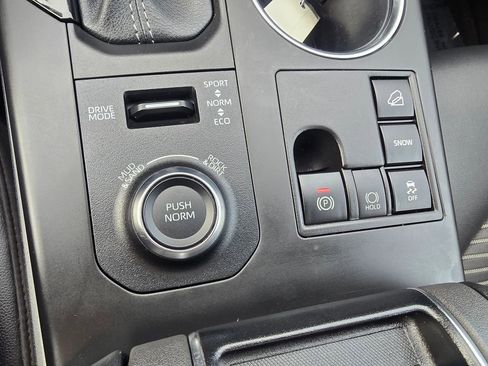 Used 2023 Toyota Highlander XSE AWD/4WD image 24