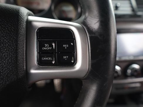 Used 2013 Dodge Challenger R/T RWD image 23