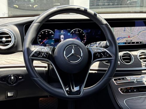 Used 2022 Mercedes-Benz E 350 Sedan image 40