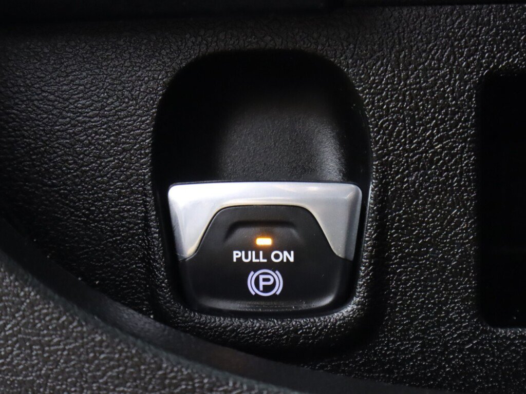 Used 2023 RAM ProMaster 2500 FWD image 11