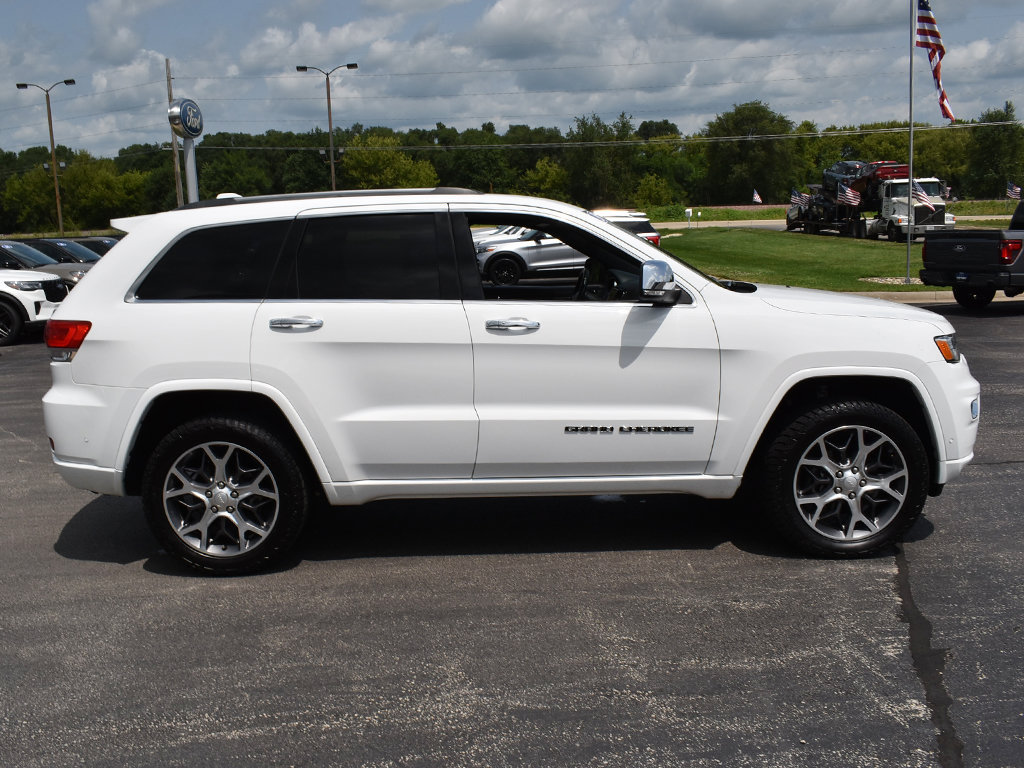 Used 2020 Jeep Grand Cherokee Overland AWD/4WD image 15