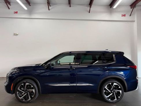 Used 2022 Mitsubishi Outlander SEL FWD image 3
