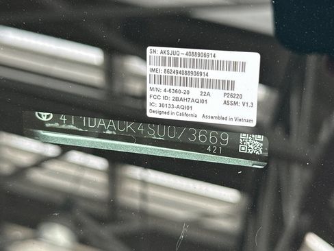 Used 2025 Toyota Camry LE w/ Convenience Package FWD image 9