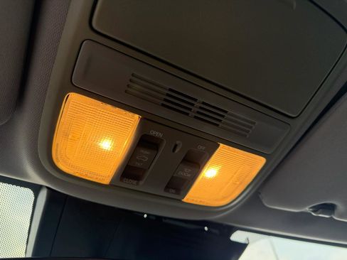 Used 2018 Honda CR-V EX image 42