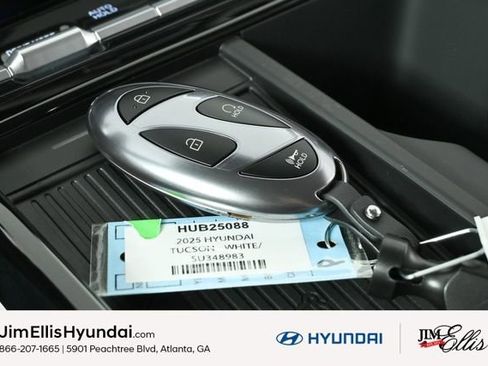 Certified 2025 Hyundai Tucson SEL image 23