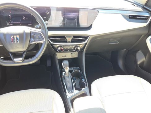 Used 2024 Buick Encore GX Sport Touring image 12