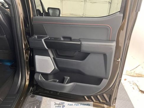 Used 2025 Ford F150 Raptor AWD/4WD image 33