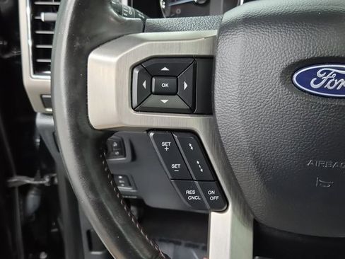 Used 2022 Ford F350 Platinum w/ Tremor Off-Road Package image 27