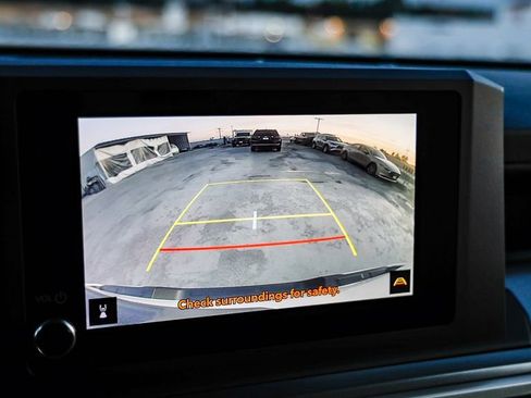 Used 2025 Toyota Tacoma TRD Off-Road image 28