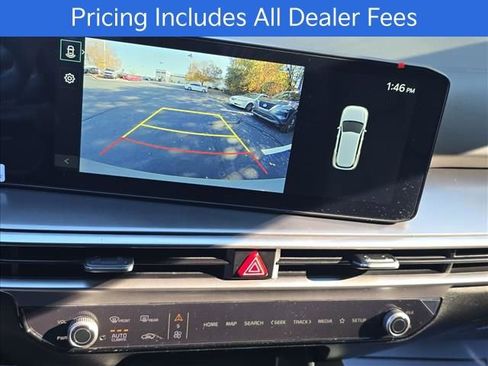 New 2026 Kia Sorento S w/ S Panoramic Sunroof Package FWD image 16
