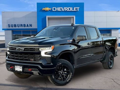Used 2024 Chevrolet Silverado 1500 LT Trail Boss w/ Convenience Package II AWD/4WD image 1