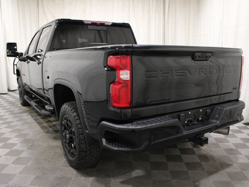 Used 2022 Chevrolet Silverado 2500 LTZ w/ LTZ Plus Package AWD/4WD image 31