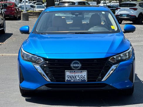 Used 2024 Nissan Sentra SV w/ SV Premium Package FWD image 8