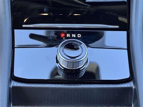 New 2025 Jeep Grand Cherokee Laredo w/ Luxury Tech Group I image 7