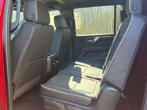 New 2026 GMC Yukon XL Elevation AWD/4WD image 43