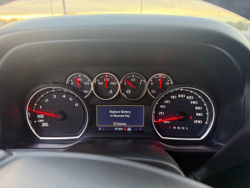 Used 2019 Chevrolet Silverado 1500 RST image 18