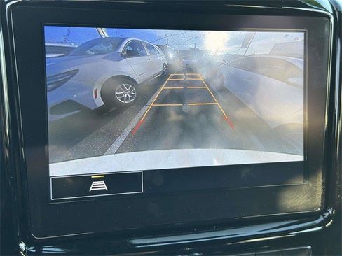 Certified 2023 Chevrolet Traverse RS image 27