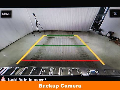Used 2019 Volkswagen Tiguan SE FWD image 17