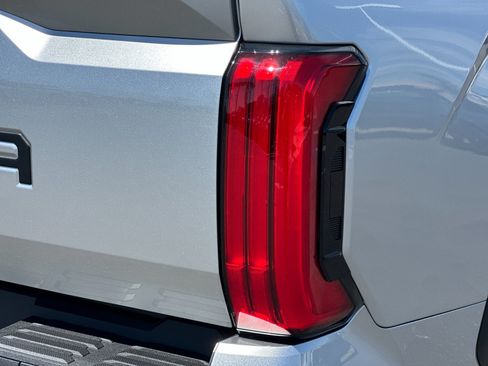 New 2026 Toyota Tundra Limited AWD/4WD image 30