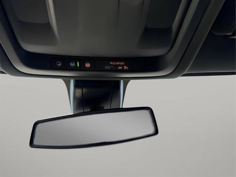 Used 2022 Chevrolet Suburban LT RWD image 61