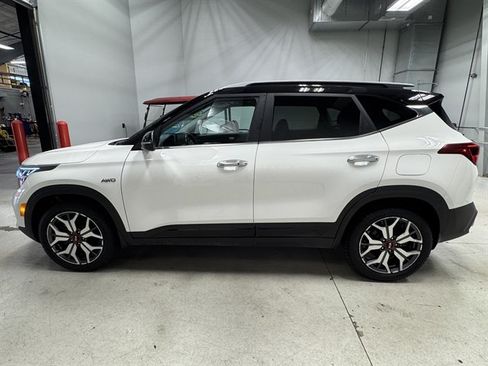Used 2021 Kia Seltos SX w/ Paint Protection Package AWD/4WD image 4