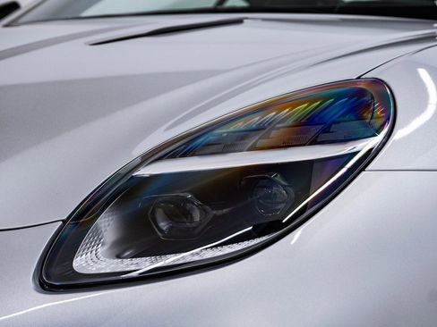 New 2026 Aston Martin V8 Vantage S image 6