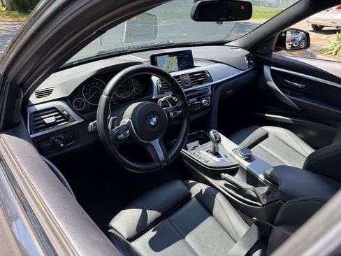 Used 2018 BMW 340i xDrive Sedan AWD/4WD image 19