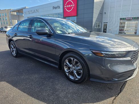 Used 2023 Honda Accord EX image 1