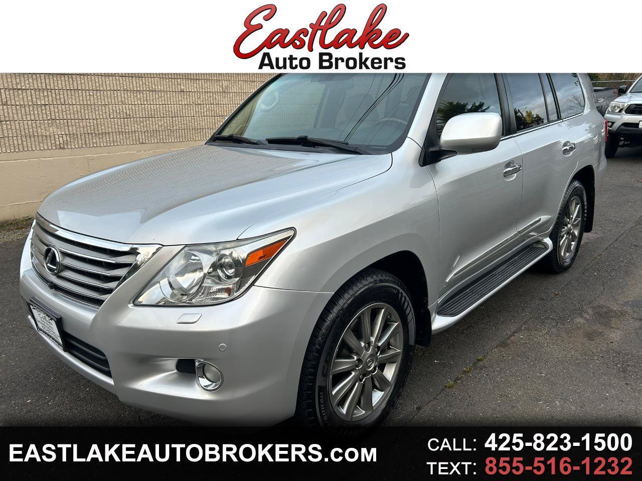 Used 2010 Lexus LX 570 4WD w/ Luxury Pkg image 1